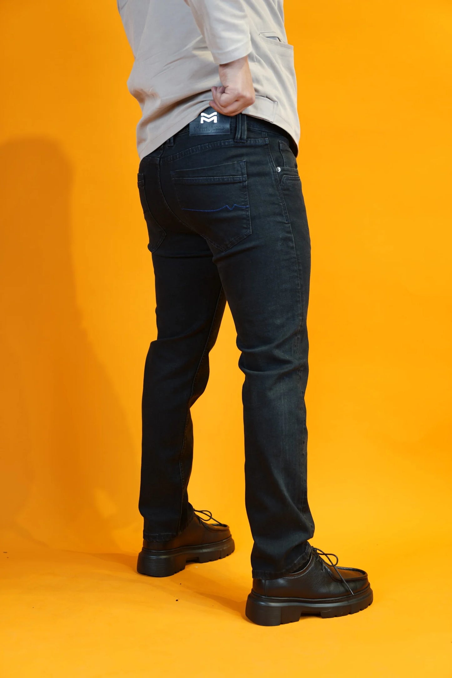 STRAIGHT FIT SALVADOR 01 JEANS B4000