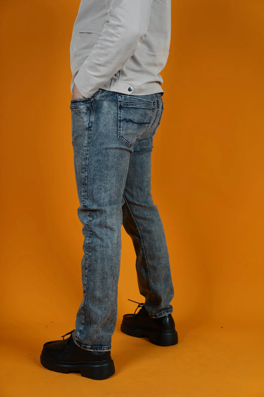 STRAIGHT FIT SALVADOR 01 JEANS B6000